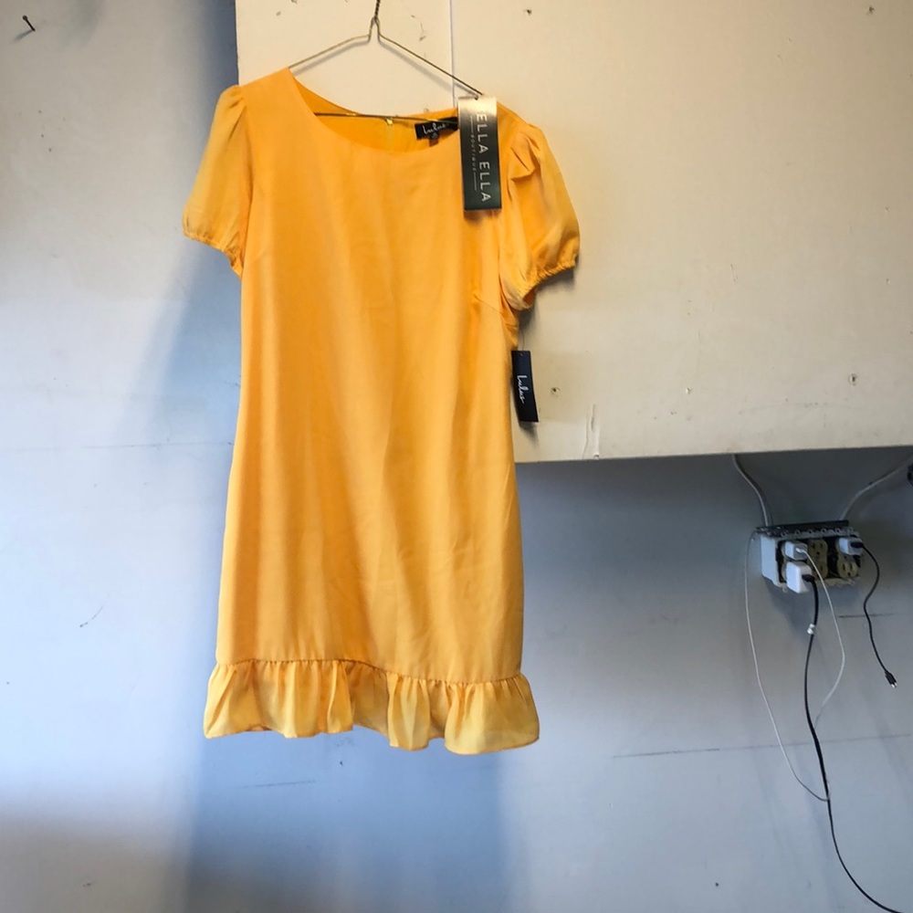 Yellow dress